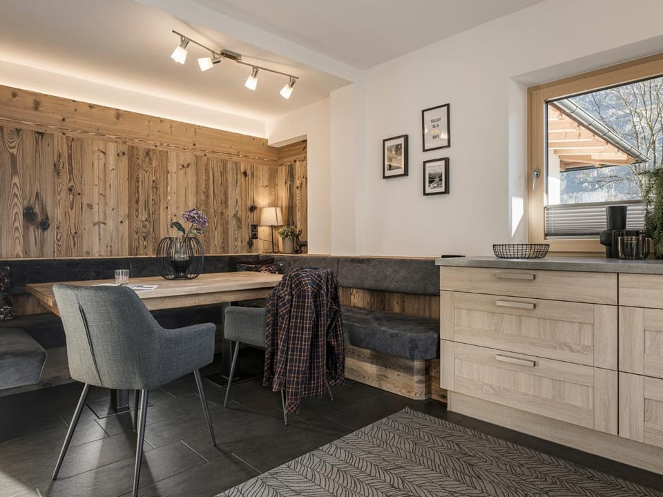 Kitchen or kitchenette, kitchen
