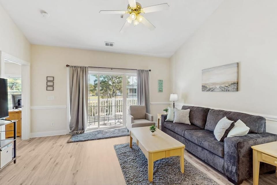 Dahlia & Magnolia Court Apartment in Myrtle Beach