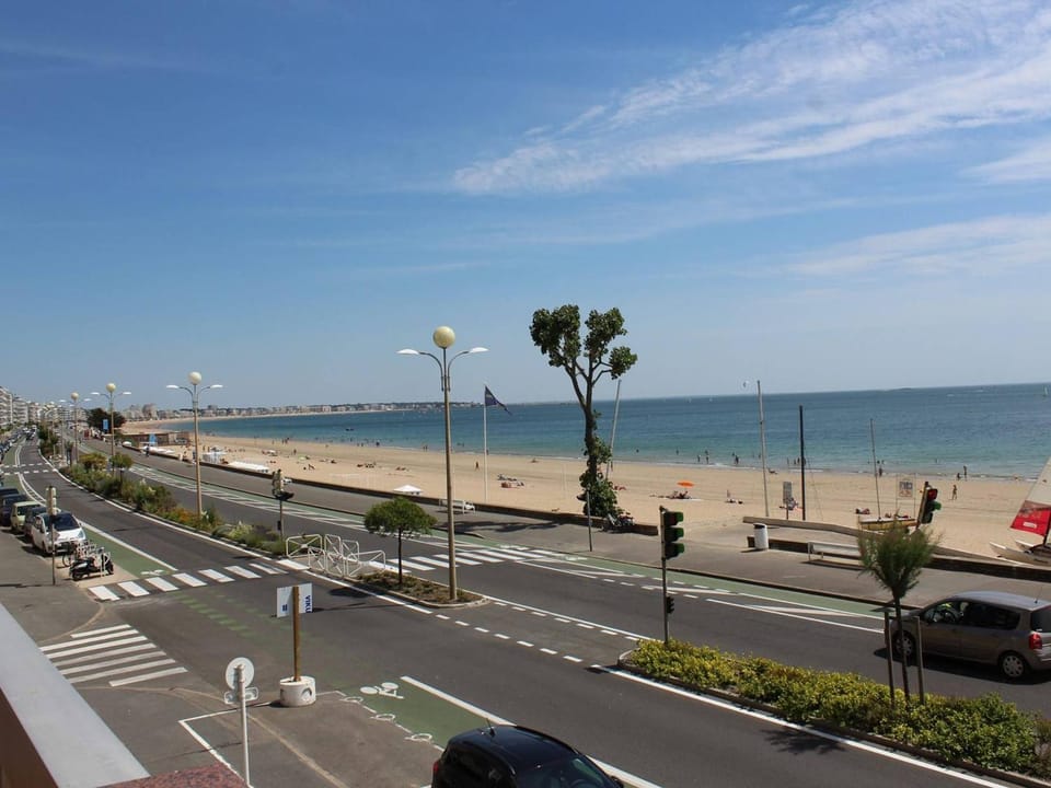 Studio agréable 4 pers. avec terrasse et parking, La Baule - FR-1-245-133 Apartment in La Baule-Escoublac