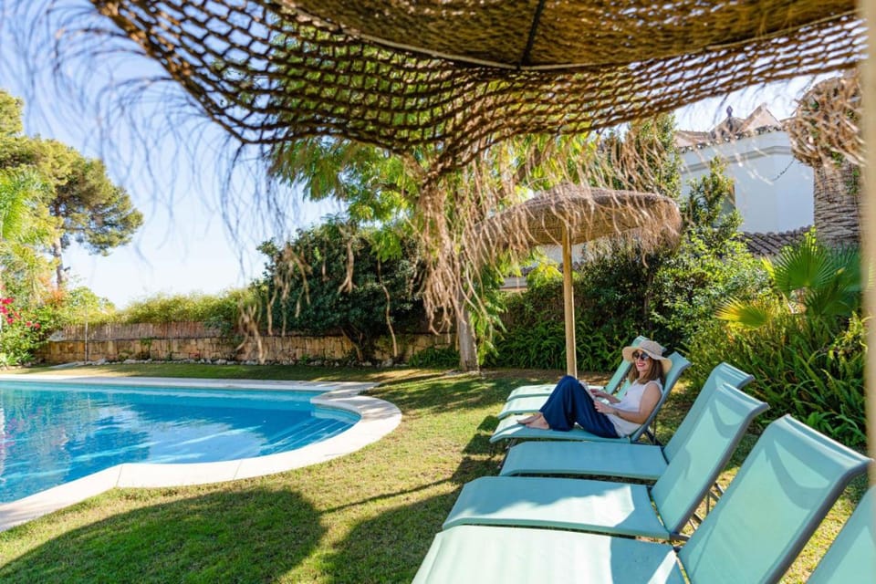 Villa 10 Luxe by Lirios Village Marbella - Superb Location and Heated Pool Villa in Marbella