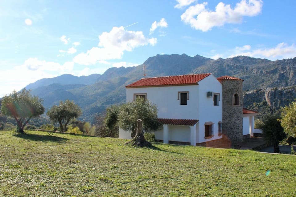 Property building, Natural landscape, Garden, Mountain view