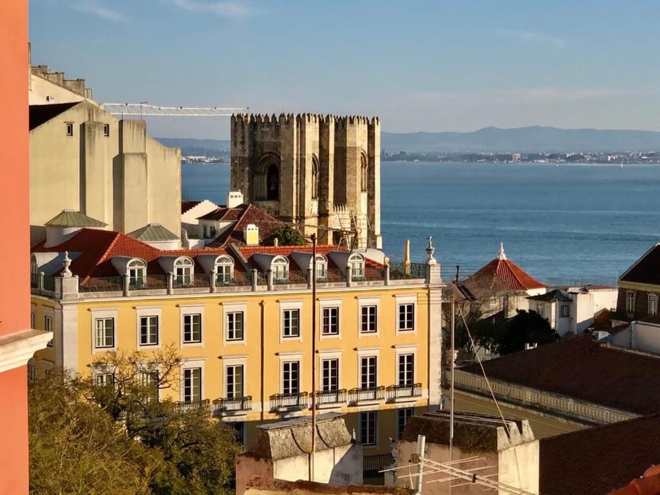 City view, River view