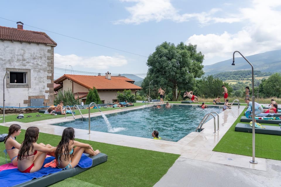 Swimming pool