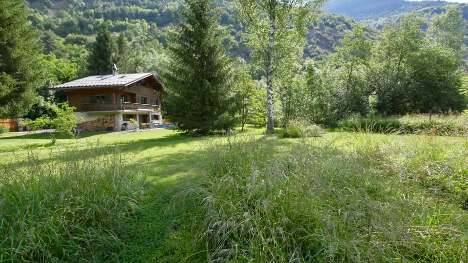 Property building, Garden