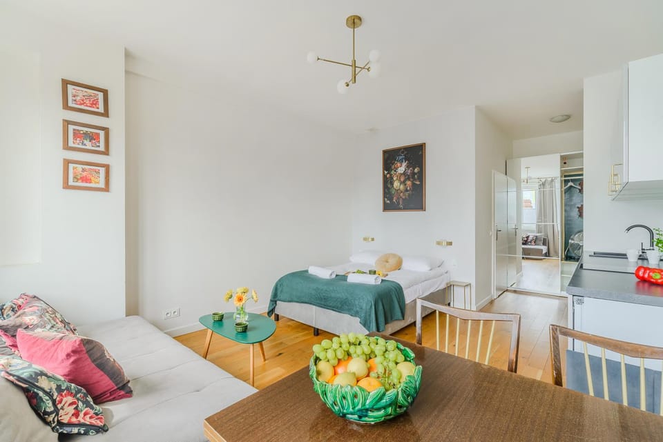 Bed, Living room, Bedroom
