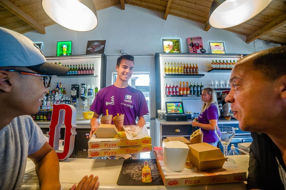 Staff, People, Lounge or bar