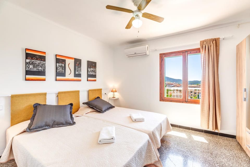 Property building, Living room, Bedroom