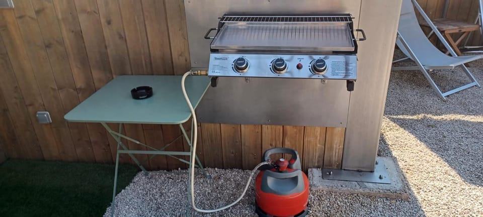 BBQ facilities, BBQ facilities