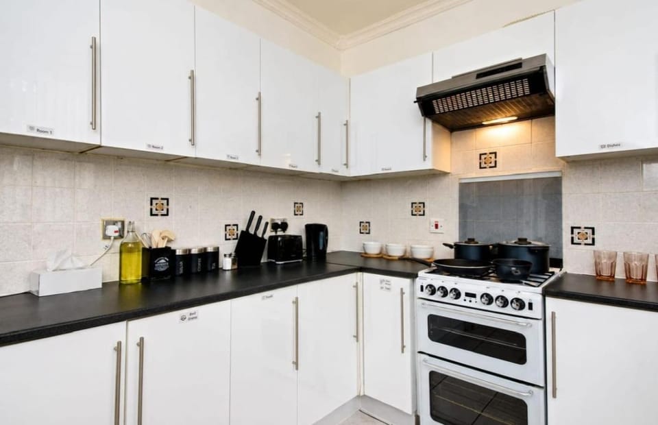 Liverpool City Stays - Economy Room Close to city centre GG Bed and Breakfast in Liverpool