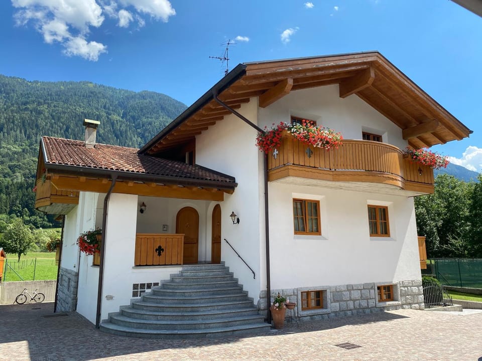 Villa Golf Bed and Breakfast in Province of Brescia