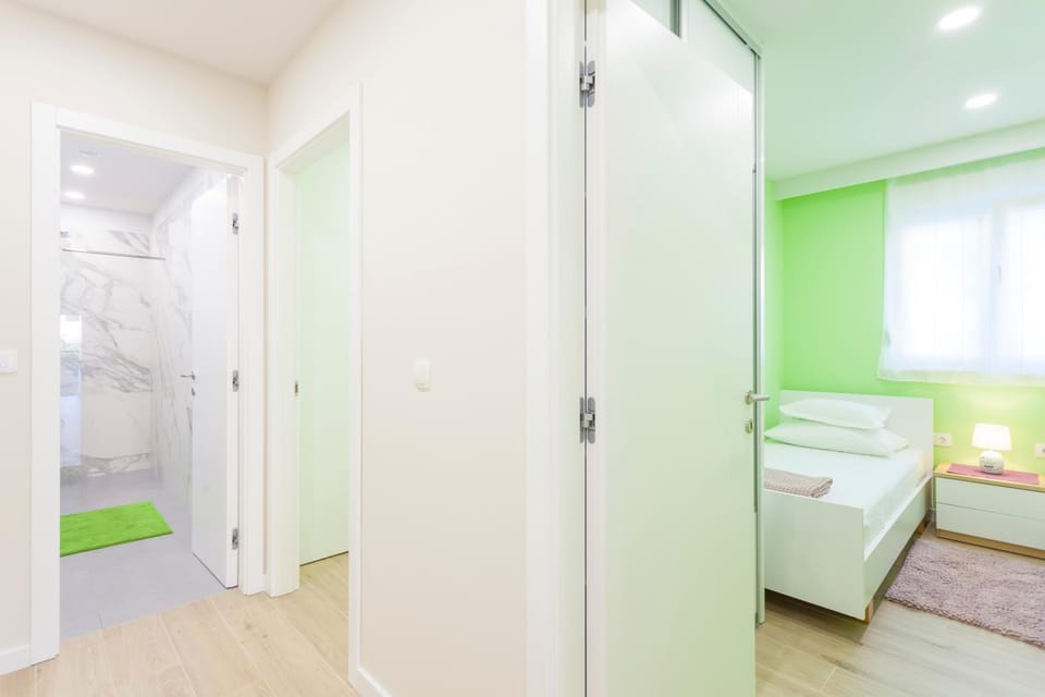 Bathroom, Bedroom