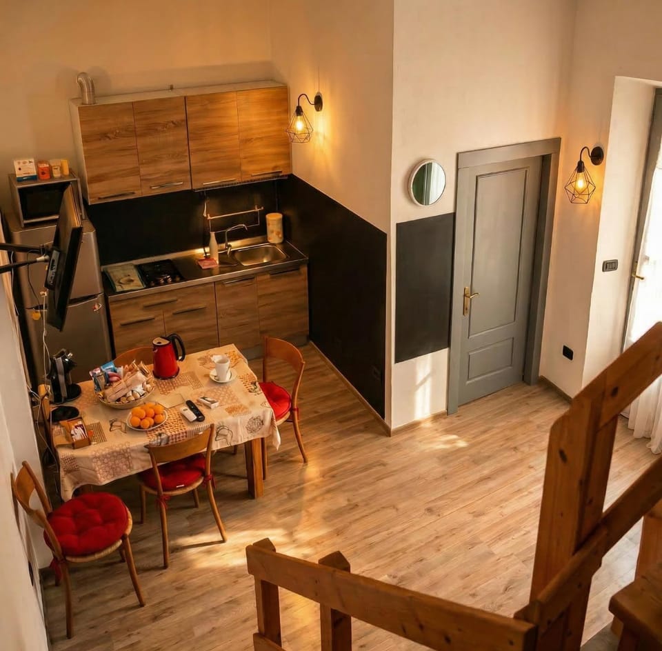 Kitchen or kitchenette, Living room, Seating area, Dining area, stove, kitchen