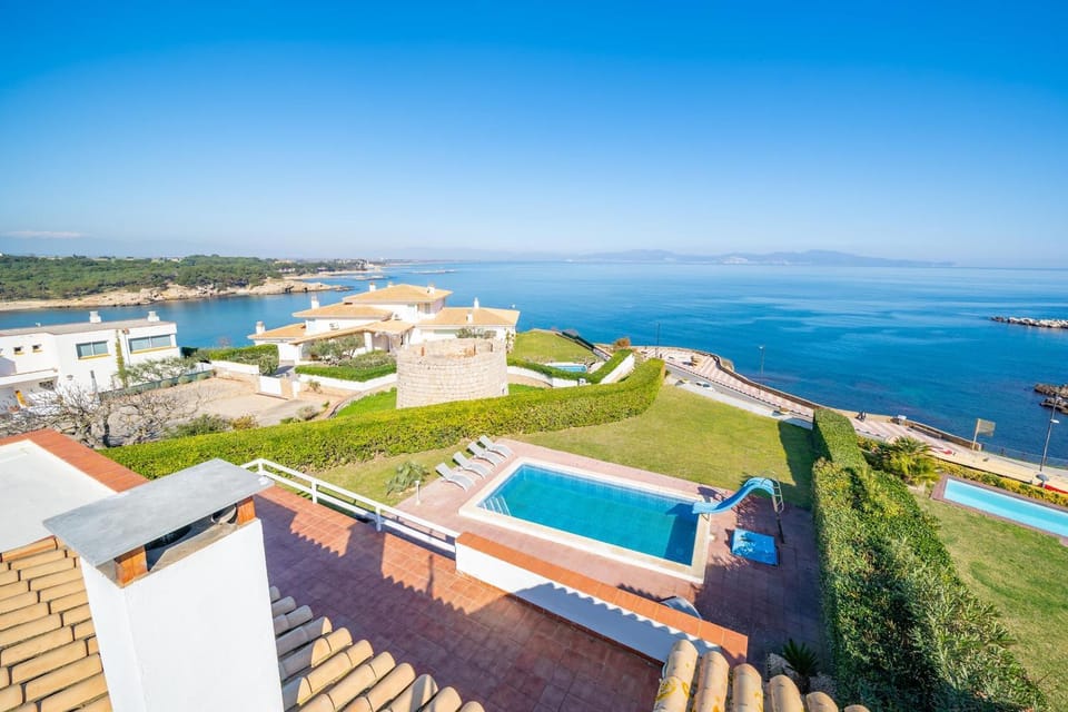 Bird's eye view, Sea view, Swimming pool