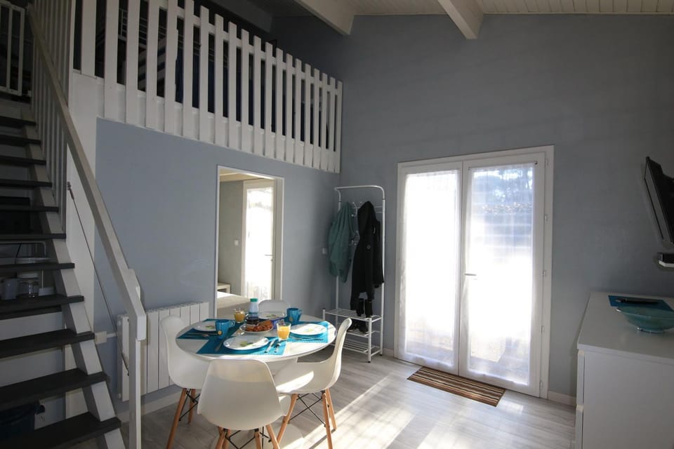 Appartement SOULAC SUR MER À 500 m de la plage N 3 Apartment in Soulac-sur-Mer