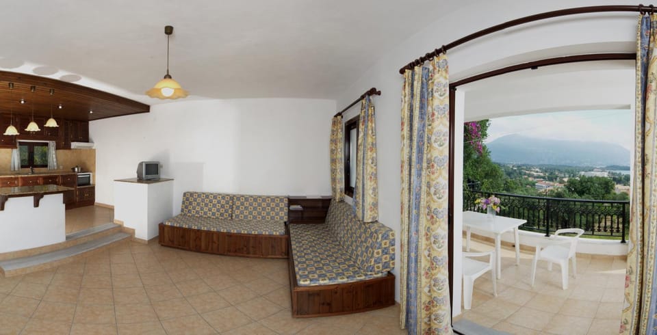 Balcony/Terrace, Balcony/Terrace, Living room