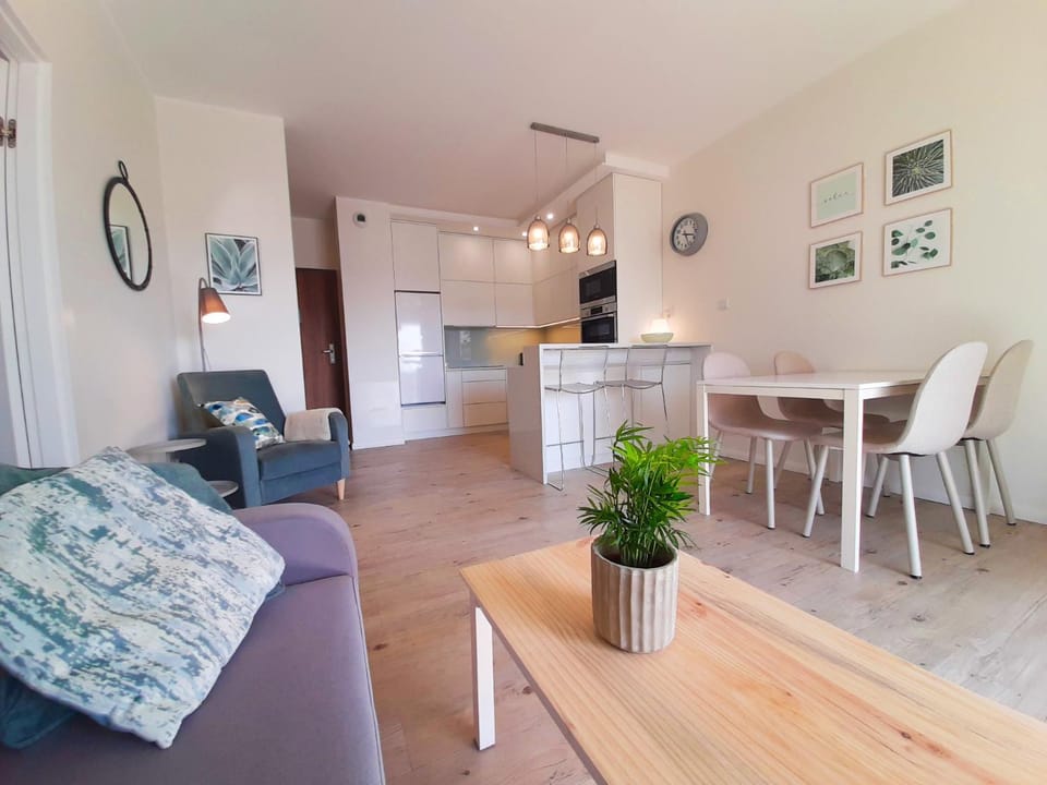 Living room, Lounge or bar, Seating area, Dining area, Area and facilities, kitchen