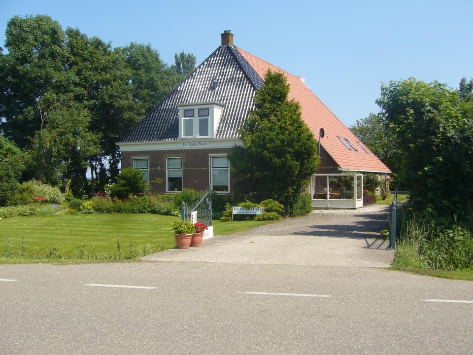 de Stjelp Pleats Bed and Breakfast in Friesland, Netherlands