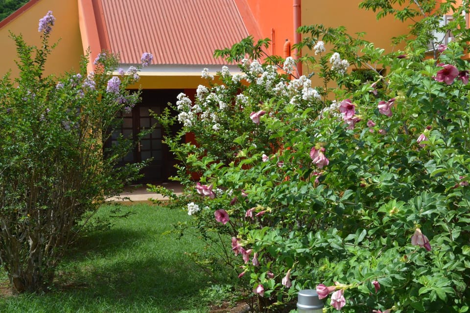 RESIDENCE MON REFUGE House in Martinique
