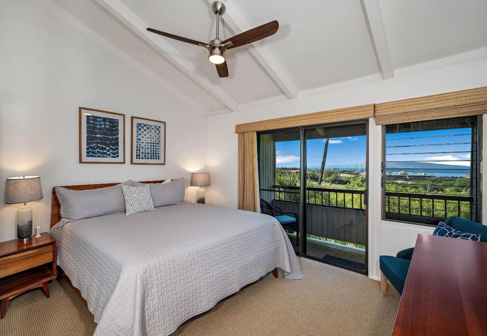 Wailea Ekolu 310 - Panoramic Ocean Views, Split AC House in Wailea
