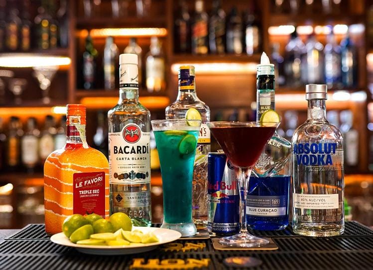 Lounge or bar
