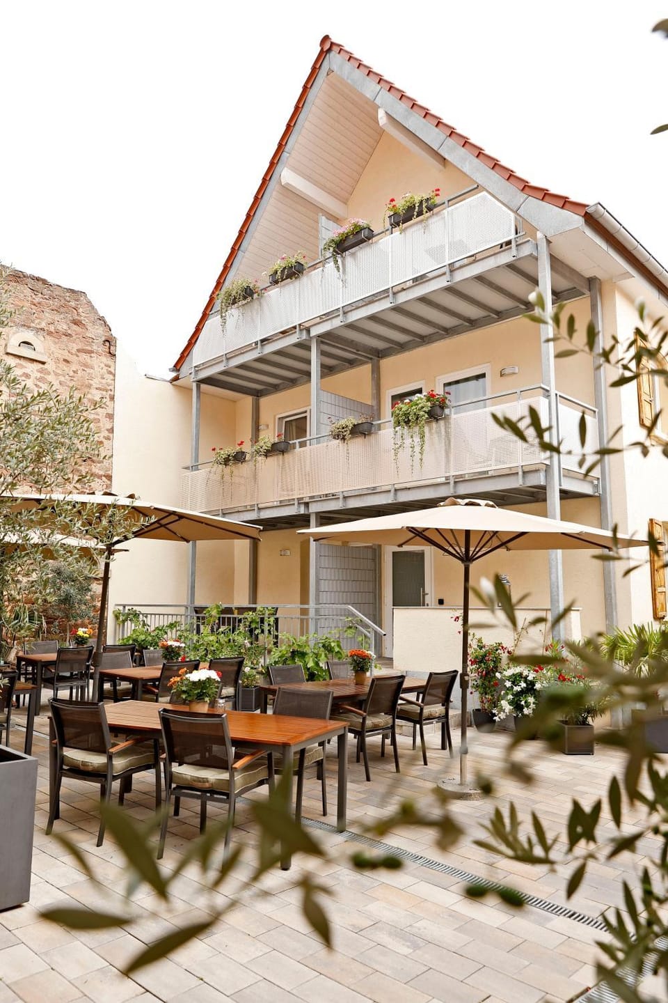 Patio, Patio, Inner courtyard view