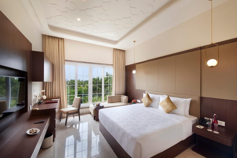 Bed, Bedroom, City view