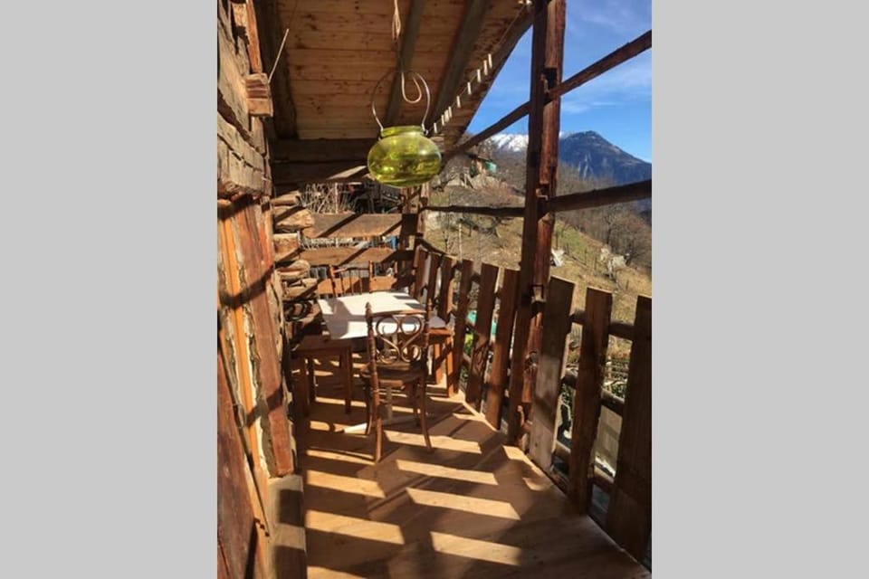 La cabane de l'homme tranquille Chalet in Haute-Savoie