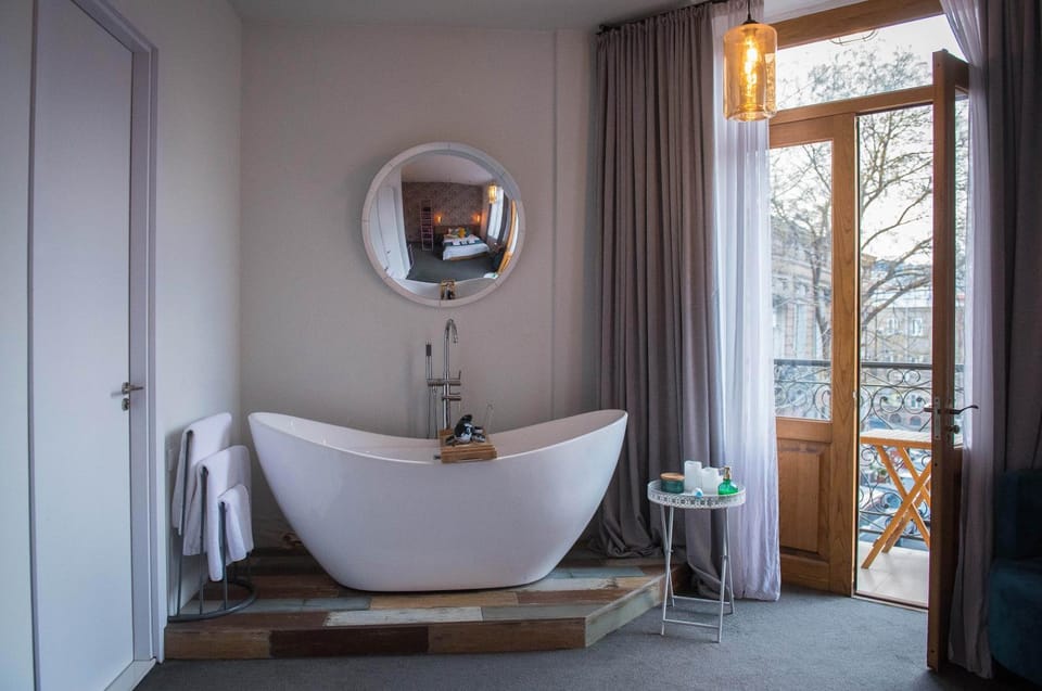 Bedroom, Bath