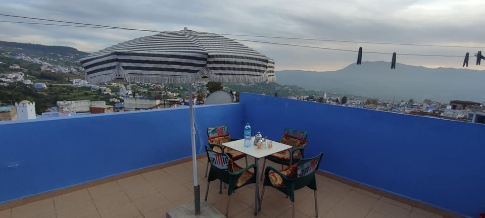 Balcony/Terrace, Mountain view