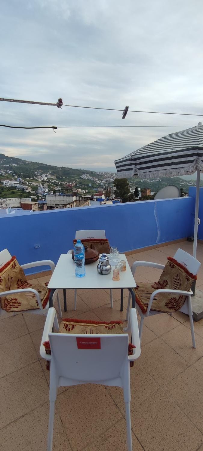 View (from property/room), Balcony/Terrace, Landmark view, Mountain view