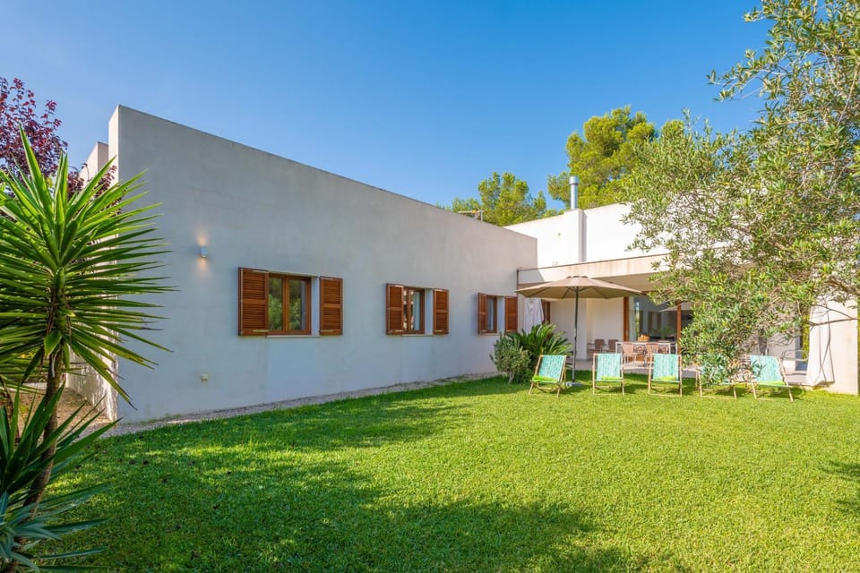 Property building, Garden