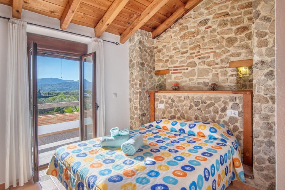 Property building, Living room, Bedroom