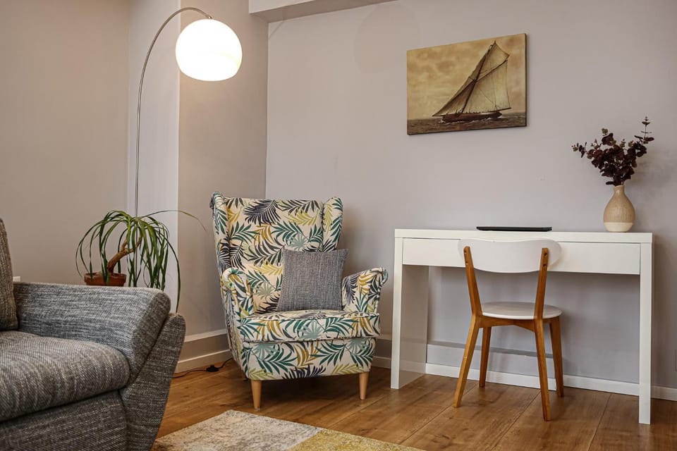 Living room, Decorative detail