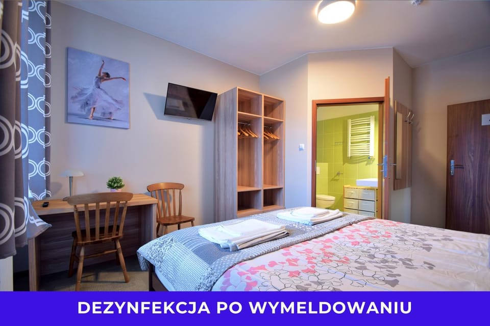 Aparthotel Globus - bezkontaktowa obsługa Bed and Breakfast in Masovian Voivodeship