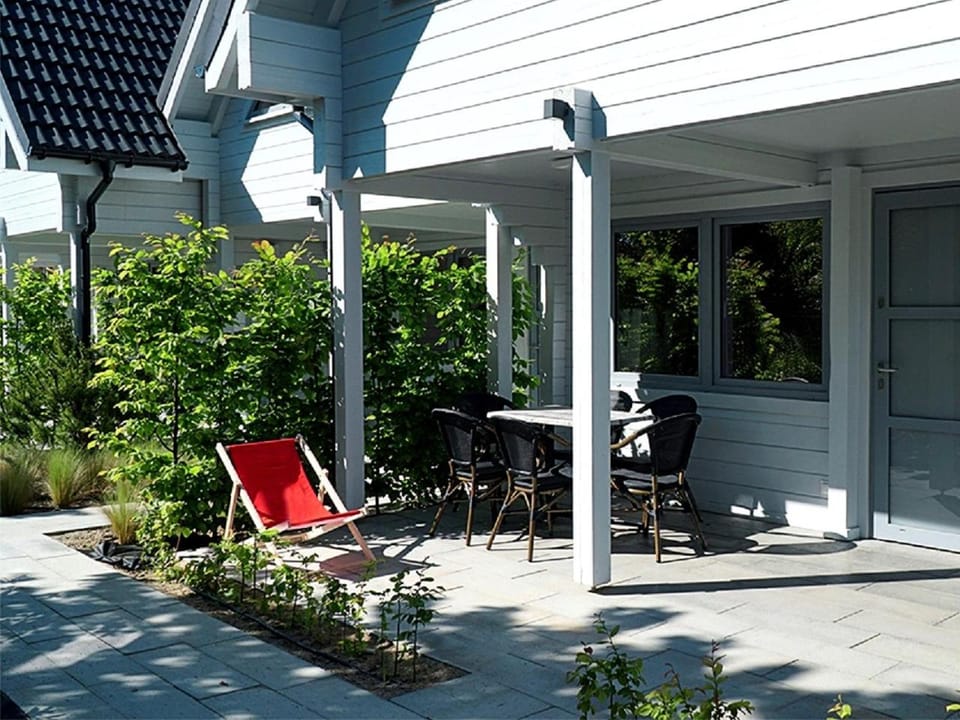 Patio, Facade/entrance, Garden, Balcony/Terrace, sunbed