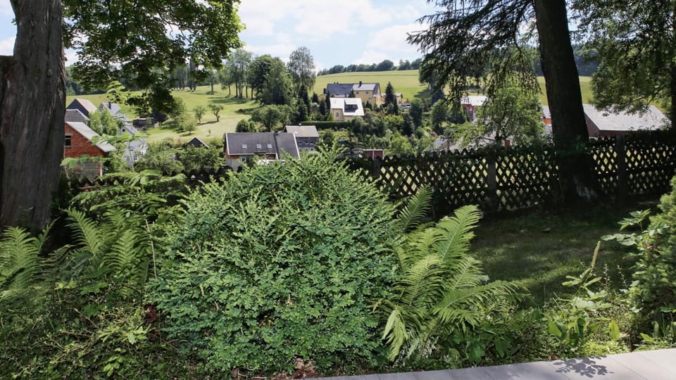 Garden, Garden view