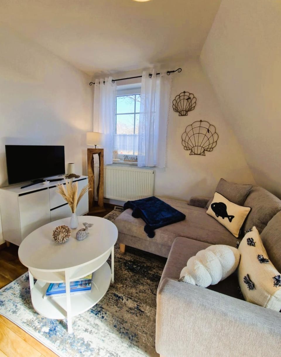 Wiesenstr_ FeWo Kirr Apartment in Zingst
