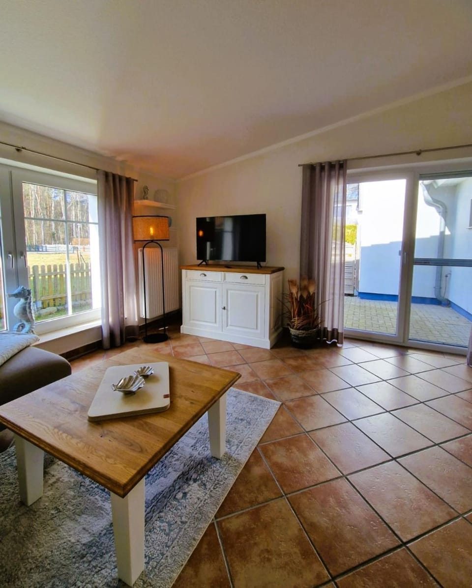 Wiesenstr_ FeWo Werder Apartment in Zingst