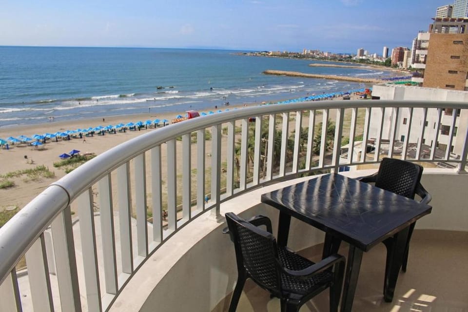 Nearby landmark, Day, Natural landscape, View (from property/room), Balcony/Terrace, Dining area, Beach, Sea view