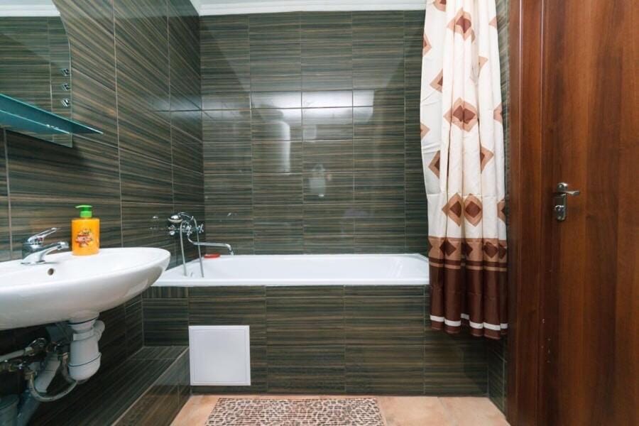 Квартира на Левом берегу с видом на озеро 18321 Apartment in Kiev City - Kyiv