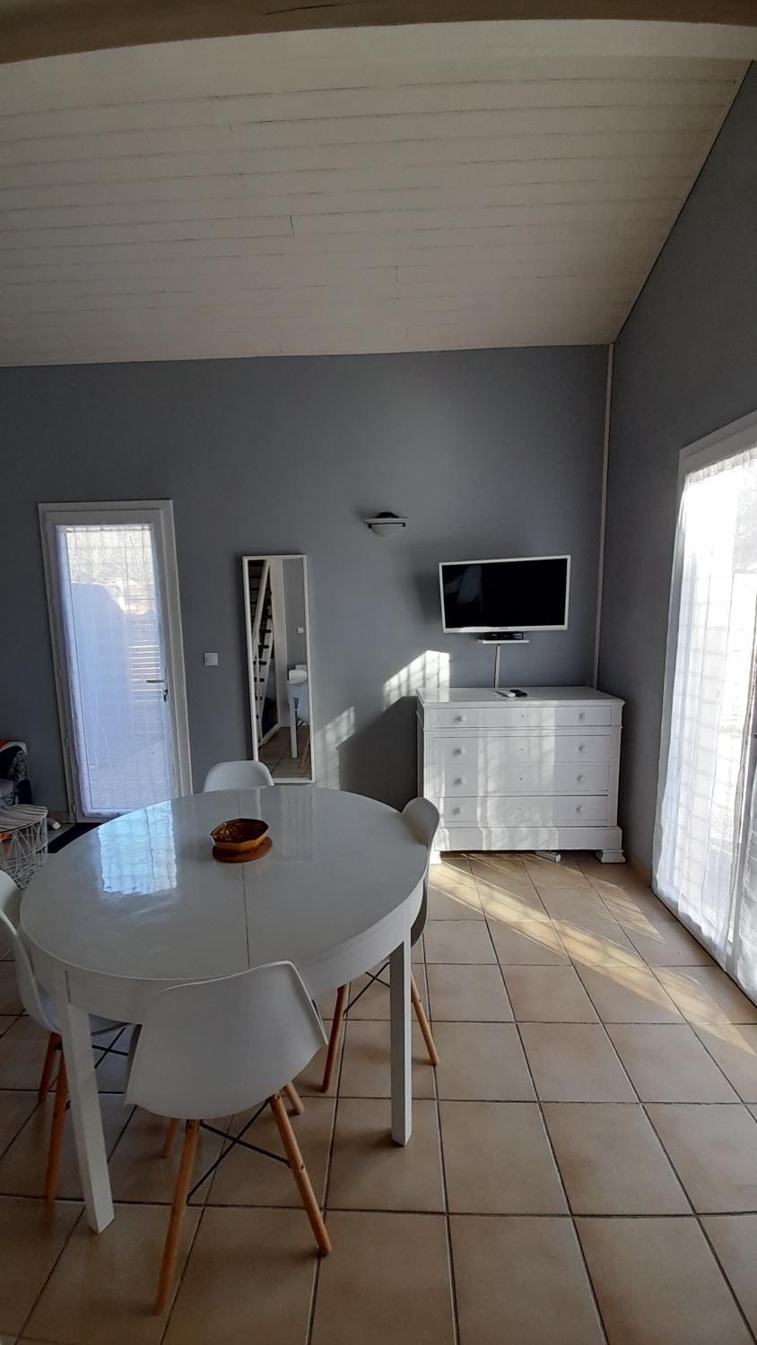 Appartement SOULAC SUR MER À 500 m de la plage N 4 Apartment in Soulac-sur-Mer