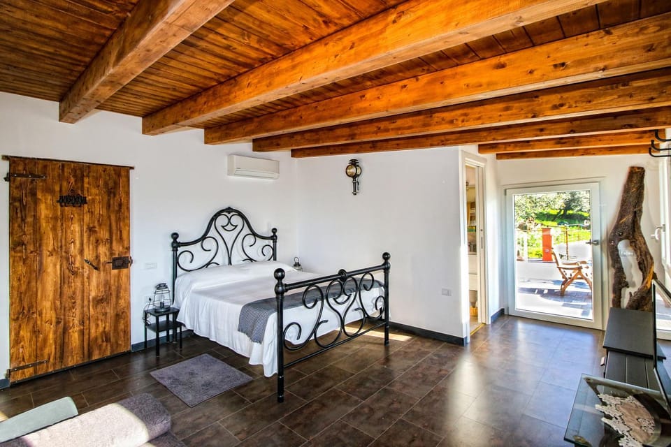 Bed, Balcony/Terrace, Photo of the whole room