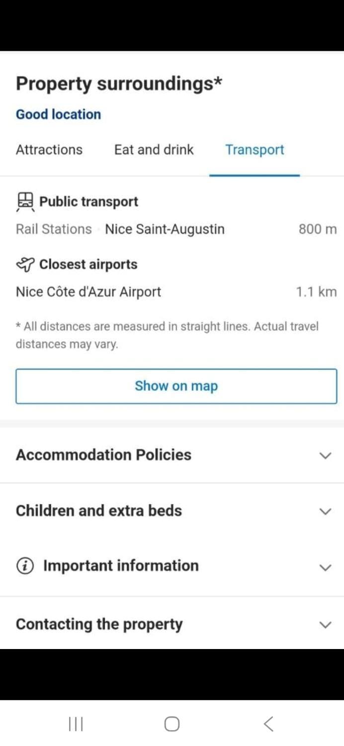 Chambre privative, grand arenas, proche aeroport, tram sur place, gare train st Augustin Bed and Breakfast in Nice