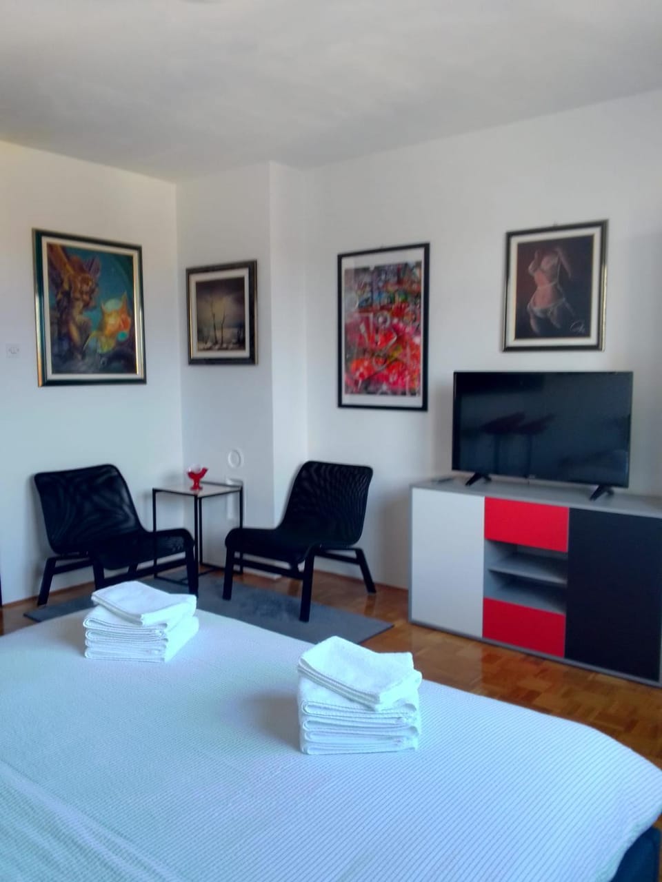 ART STUDIO Airport Zagreb Apartment in Slovenia