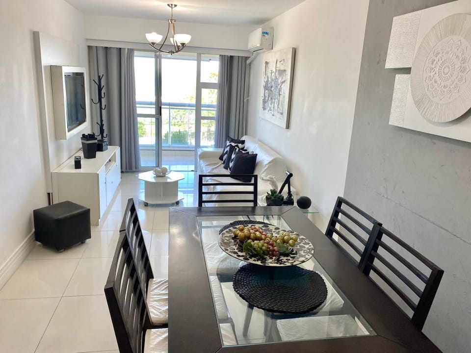 MARCOLINI - Luxo Vista Mar - Praia do Pepê Apartment in Rio de Janeiro
