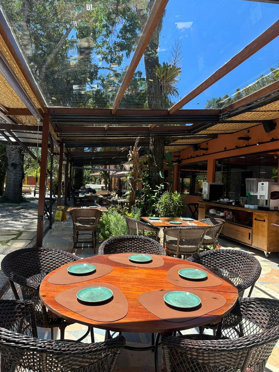 Restaurant/places to eat