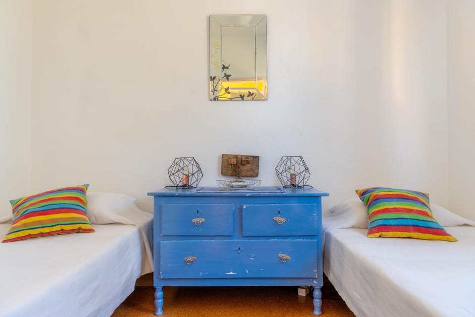 Ceu Azul - Elevated apartment with stunning views and big garden - Somewhere Special House in Faro District