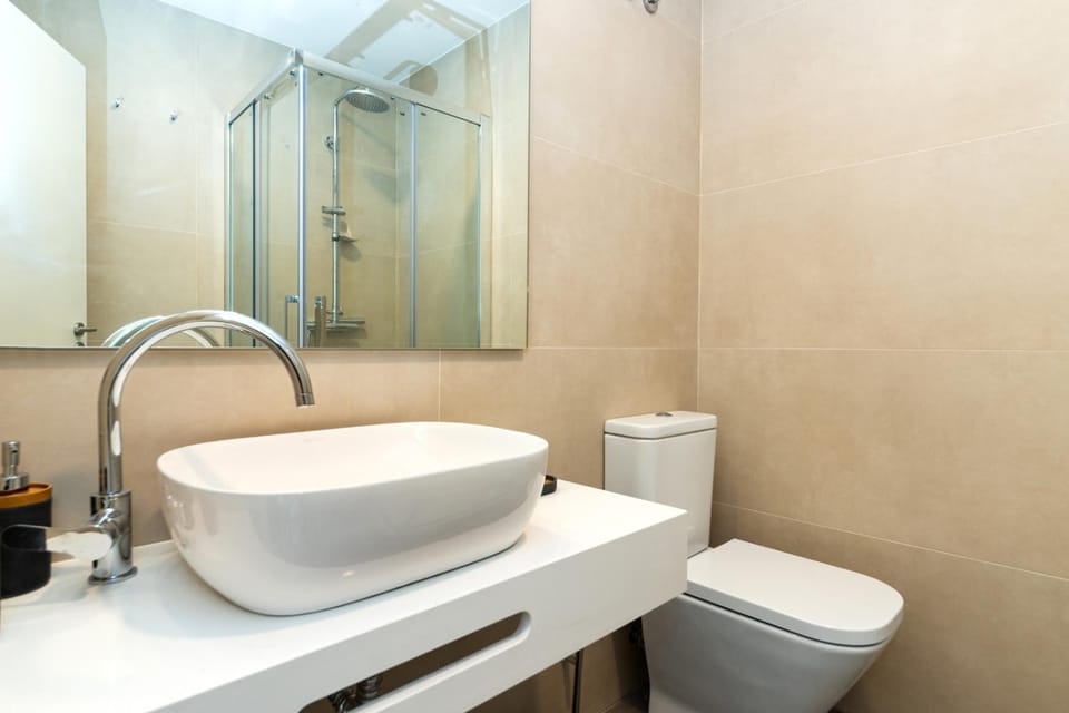 Toilet, Bathroom