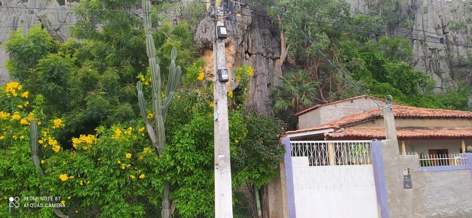 Nearby landmark, Natural landscape, Mountain view