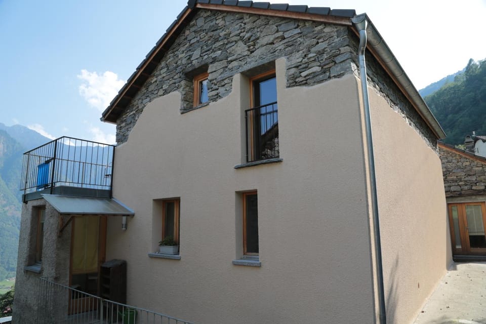 Property building, Facade/entrance